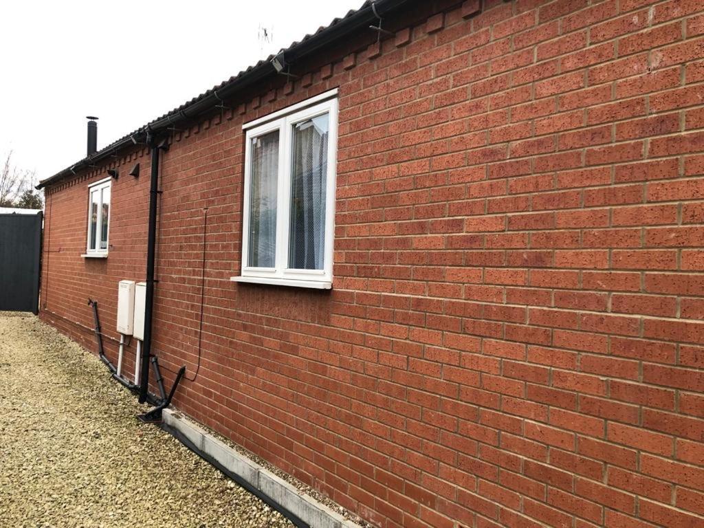 Cozy Lodge With Private Garden And Bbq Barton-upon-Humber 外观 照片